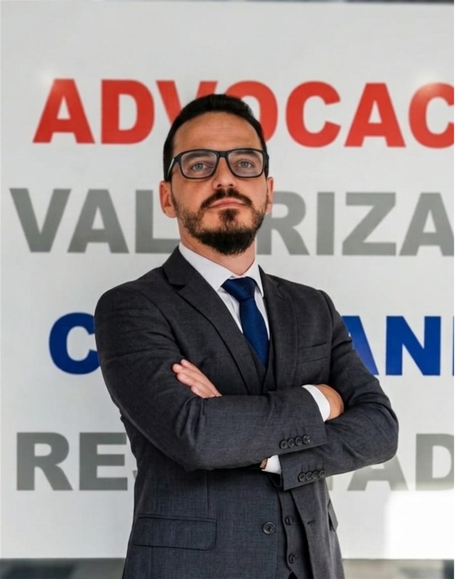 Dr. Daniel Souza de Andrade